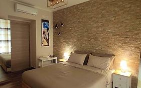Tizzy Apartment & Rooms